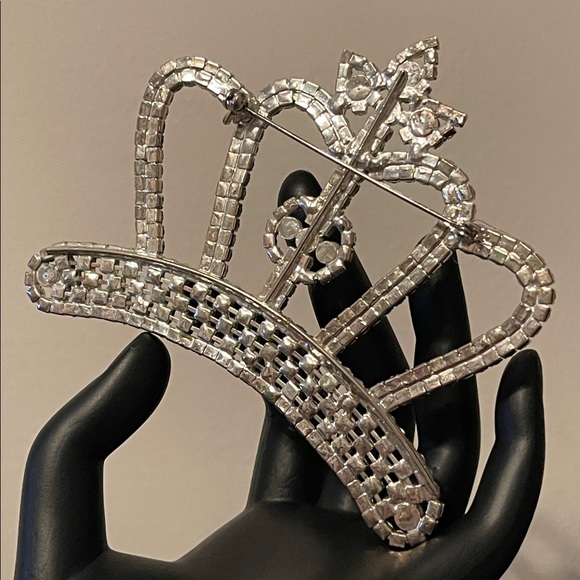 Vintage Aurora Borealis & Rhinestone Oversized Crown Brooch - Picture 7 of 11